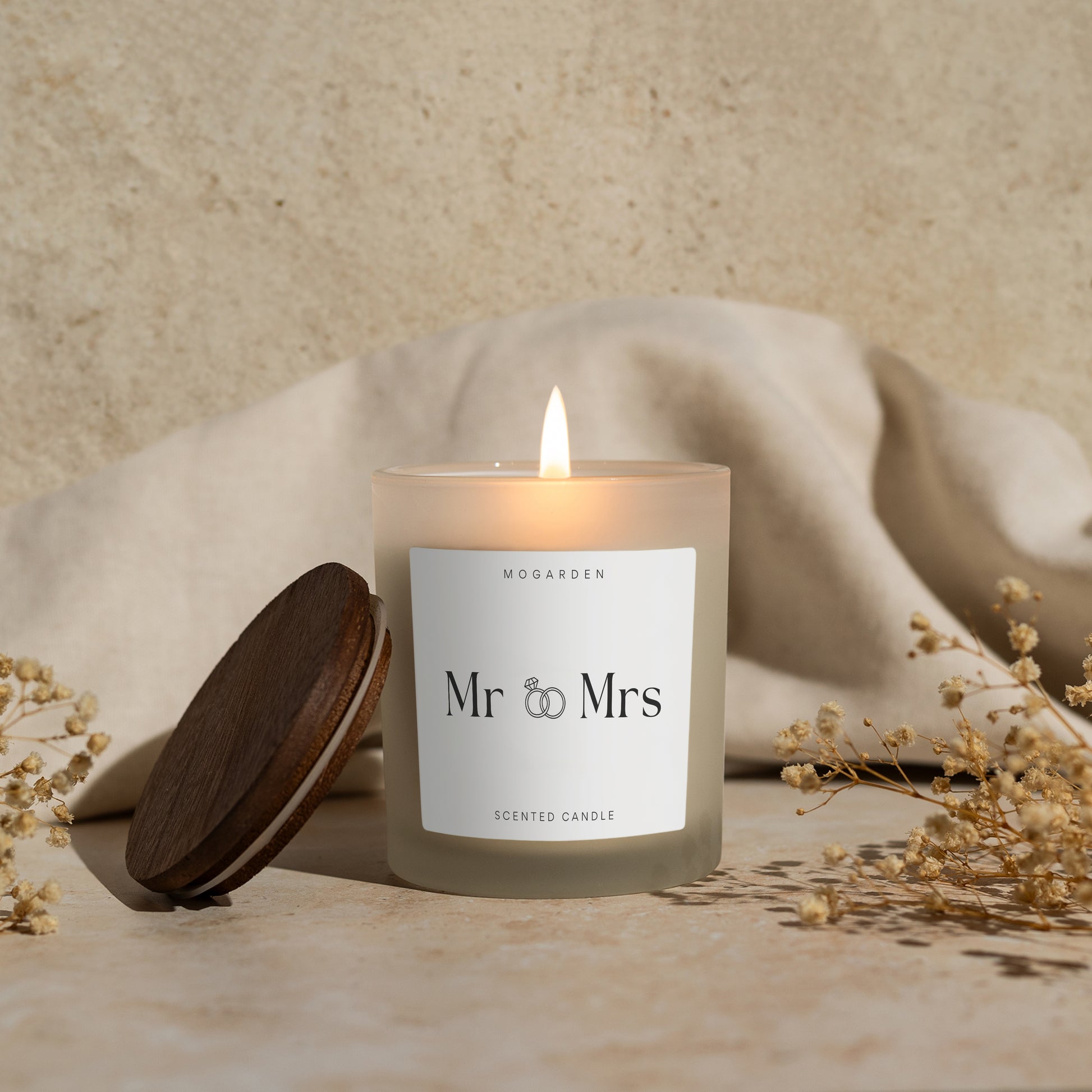 Wedding Candle Gift, Wedding Gifts for Bride and Groom, Mr and Mrs Gift, Luxury Scented Vanilla Candle Natural Soy 220g - Mogarden